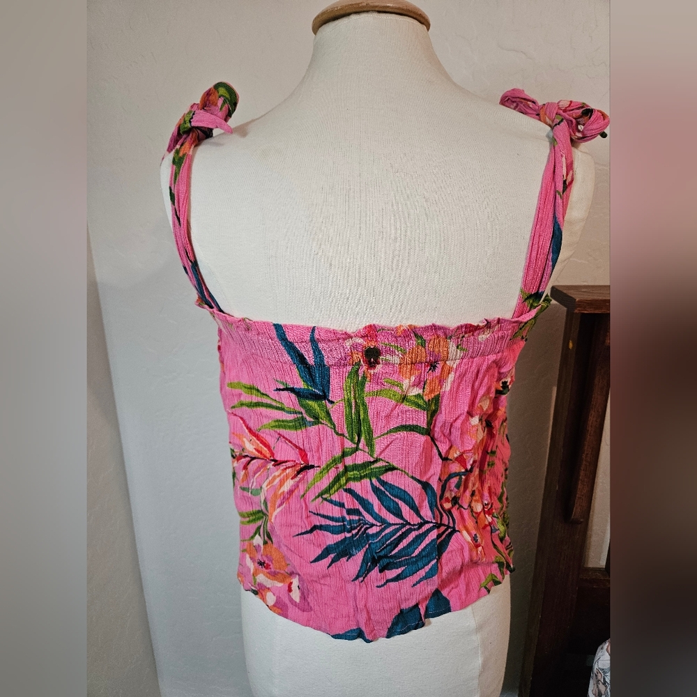 Floral Pink Sleeveless Top - Picture 3 of 8